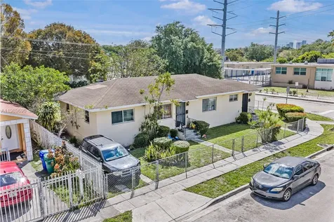 6701 NW 5th Avenue Miami FL 33150