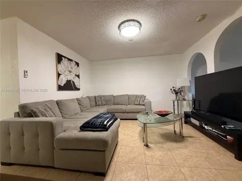 2381 SW 70th Avenue Davie FL 33317