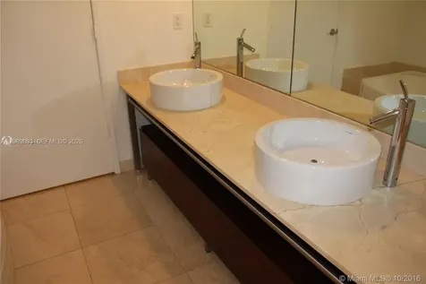 16275 Collins Avenue Sunny Isles Beach FL 33160