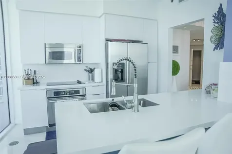 6515 Collins Avenue Miami Beach FL 33141