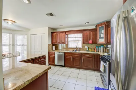 13393 NW 7th Street Plantation FL 33325