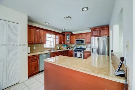 13393 NW 7th Street Plantation FL 33325