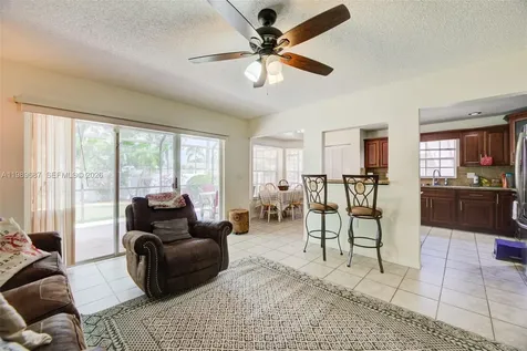 13393 NW 7th Street Plantation FL 33325