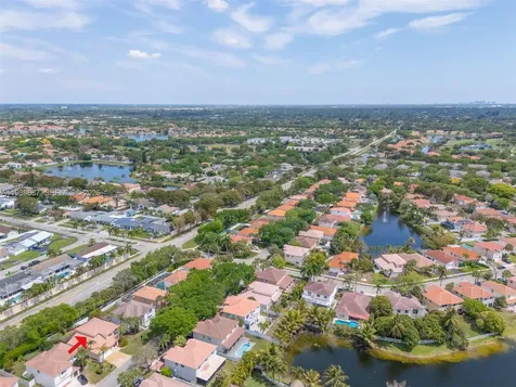 13393 NW 7th Street Plantation FL 33325