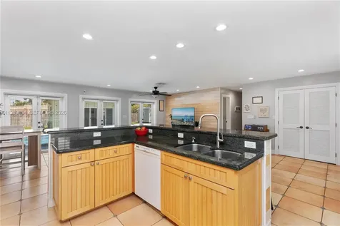 8535 SW 186th Street Cutler Bay FL 33157