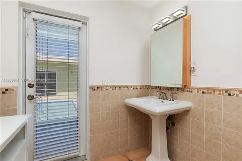 8535 SW 186th Street Cutler Bay FL 33157
