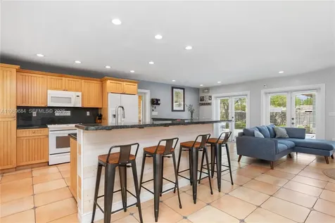 8535 SW 186th Street Cutler Bay FL 33157