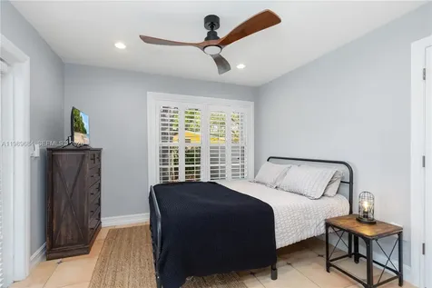 8535 SW 186th Street Cutler Bay FL 33157