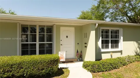 8535 SW 186th Street Cutler Bay FL 33157