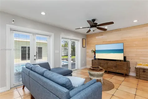 8535 SW 186th Street Cutler Bay FL 33157