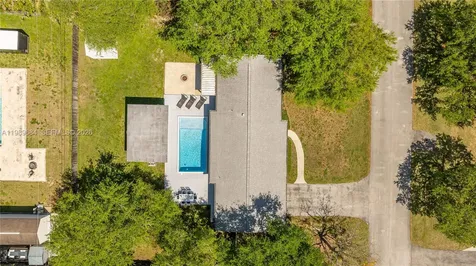 8535 SW 186th Street Cutler Bay FL 33157