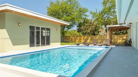 8535 SW 186th Street Cutler Bay FL 33157