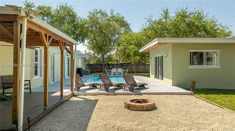 8535 SW 186th Street Cutler Bay FL 33157