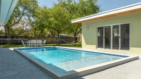 8535 SW 186th Street Cutler Bay FL 33157