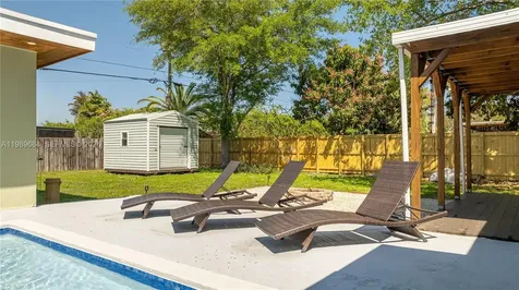 8535 SW 186th Street Cutler Bay FL 33157