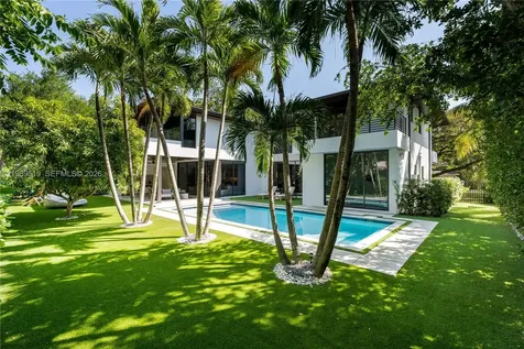 7900 SW 57th Court South Miami FL 33143