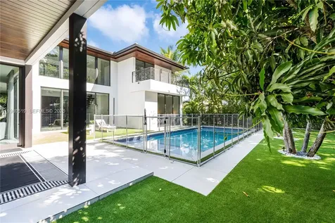 7900 SW 57th Court South Miami FL 33143