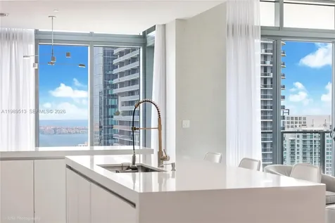 88 SW 7th Street Miami FL 33130