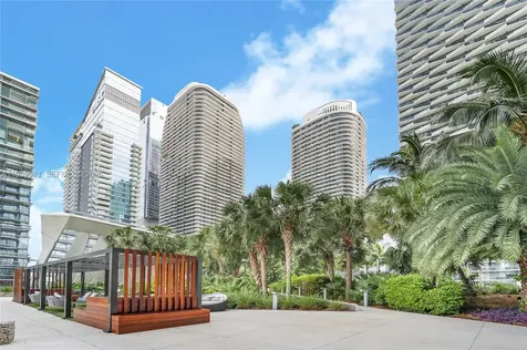88 SW 7th Street Miami FL 33130