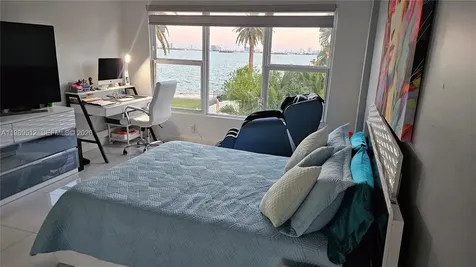 11111 Biscayne Boulevard Miami FL 33181