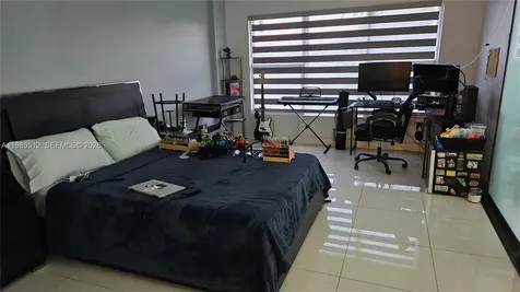 11111 Biscayne Boulevard Miami FL 33181