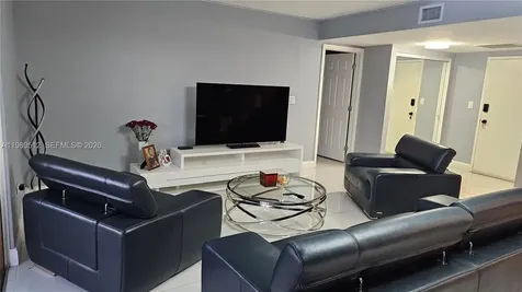 11111 Biscayne Boulevard Miami FL 33181