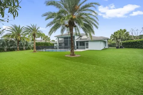 8179 Lakeview Drive West Palm Beach FL 33412