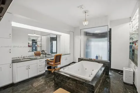 8179 Lakeview Drive West Palm Beach FL 33412