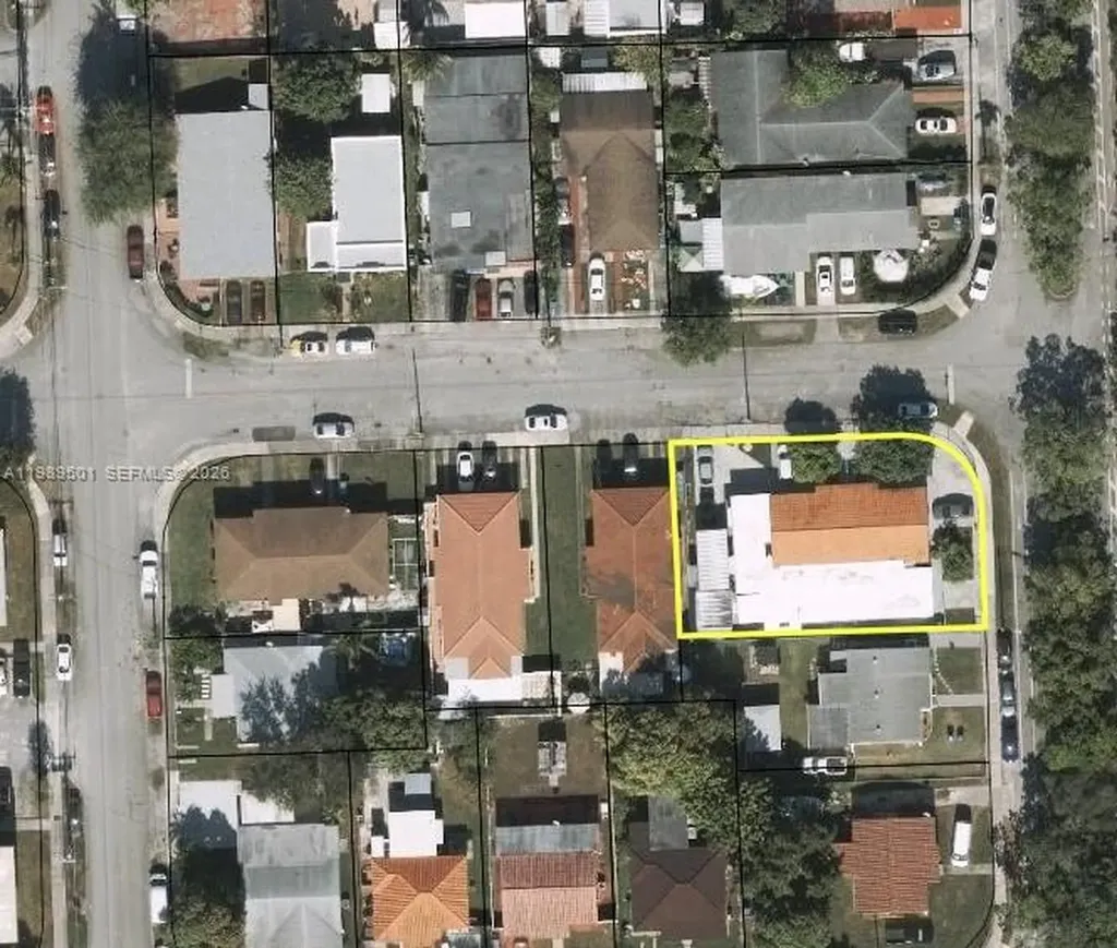 3300-3302 SW 10th Street Miami FL 33135