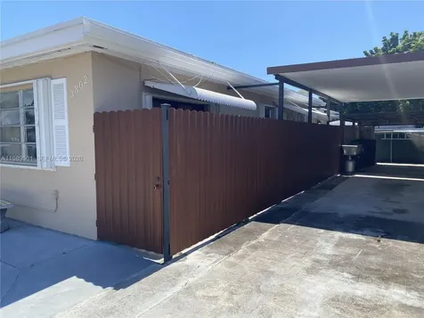3300-3302 SW 10th Street Miami FL 33135