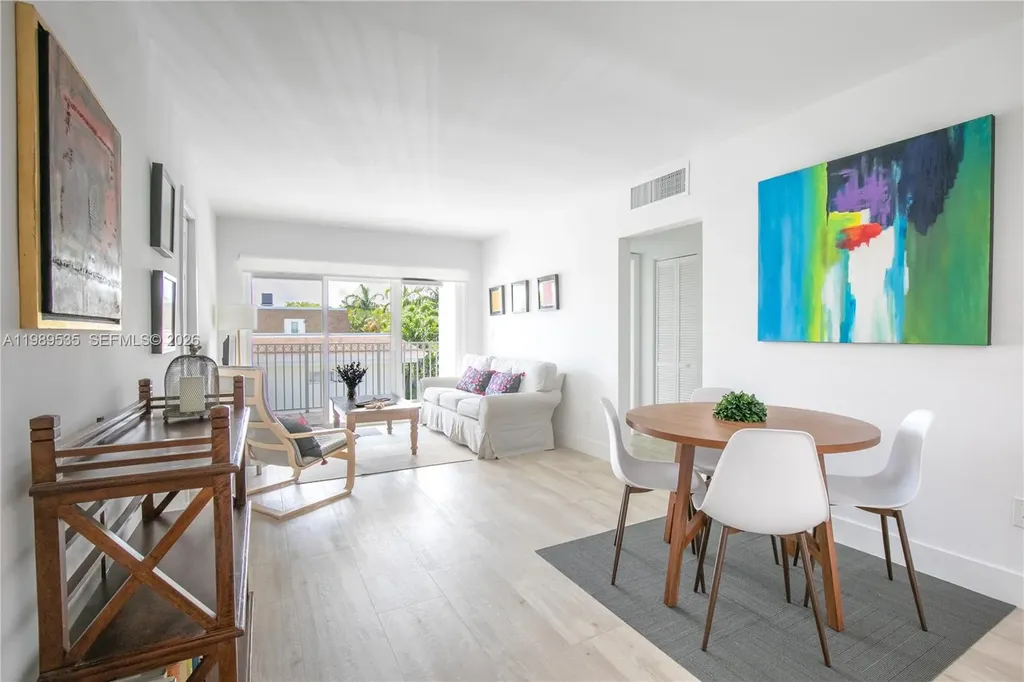 290 Sunrise Drive Key Biscayne FL 33149
