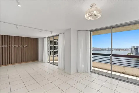 19101 NE 36th Court Aventura FL 33180