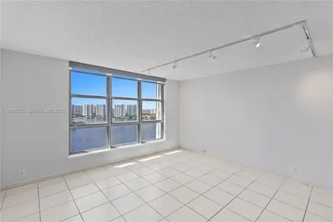19101 NE 36th Court Aventura FL 33180