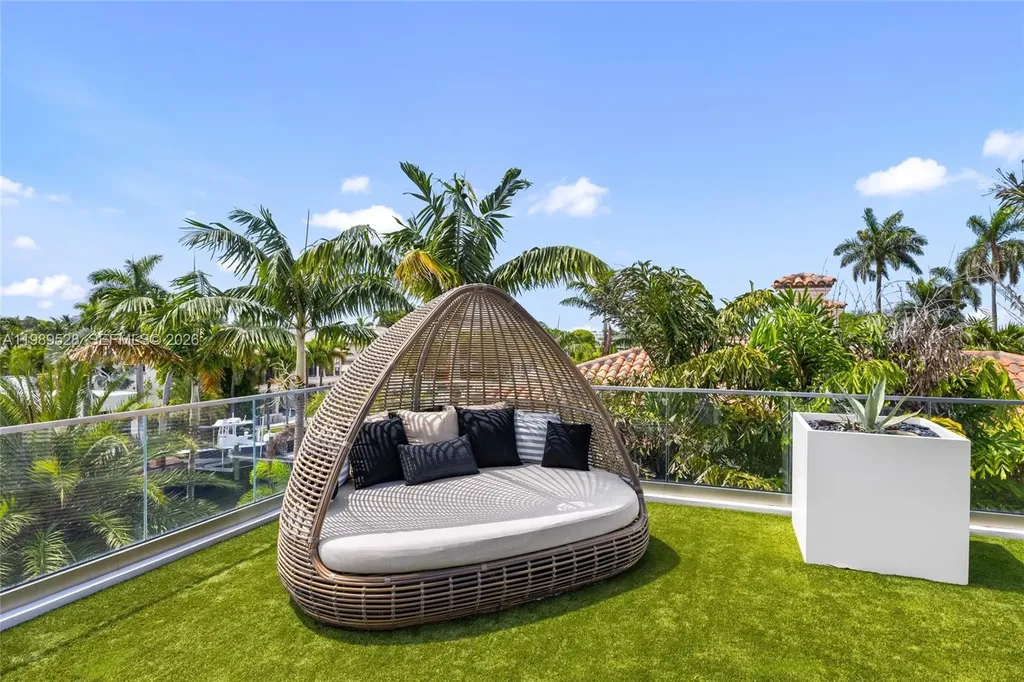 650 Royal Plaza Drive Fort Lauderdale FL 33301