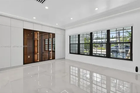 607 Layne Boulevard Hallandale Beach FL 33009