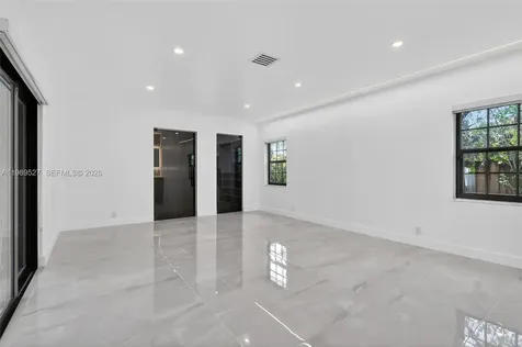607 Layne Boulevard Hallandale Beach FL 33009