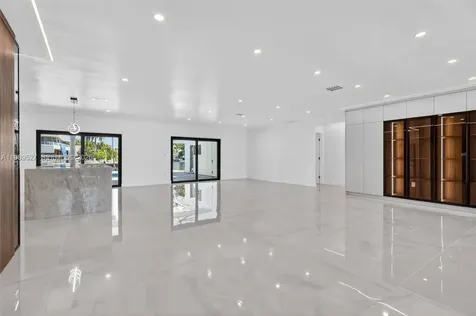 607 Layne Boulevard Hallandale Beach FL 33009