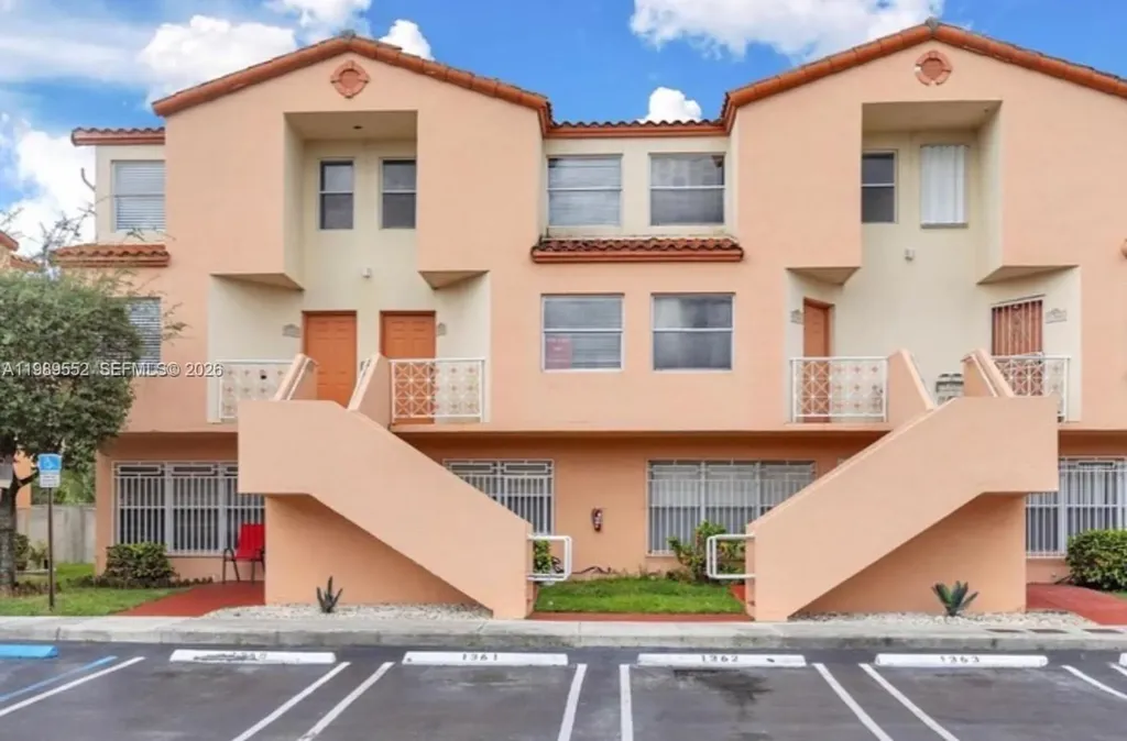 1362 NW 24th Avenue Miami FL 33125