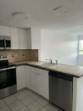 1362 NW 24th Avenue Miami FL 33125