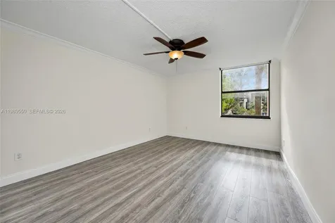 14601 N Kendall Drive Miami FL 33186