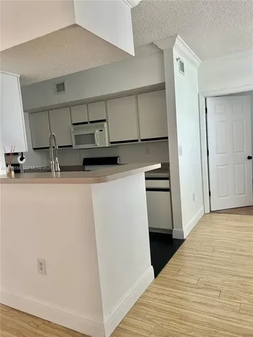 11650 SW 2nd Street Pembroke Pines FL 33025