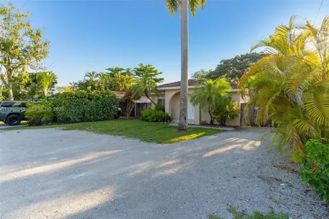 7048 SW 83rd Court Miami FL 33143