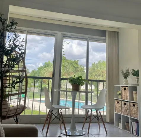 9405 W Flagler Street Miami FL 33174