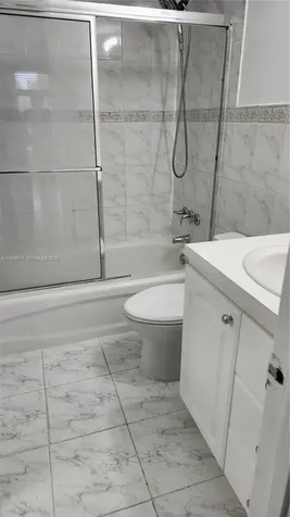 9405 W Flagler Street Miami FL 33174