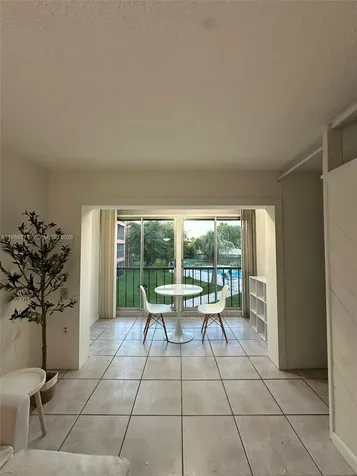 9405 W Flagler Street Miami FL 33174