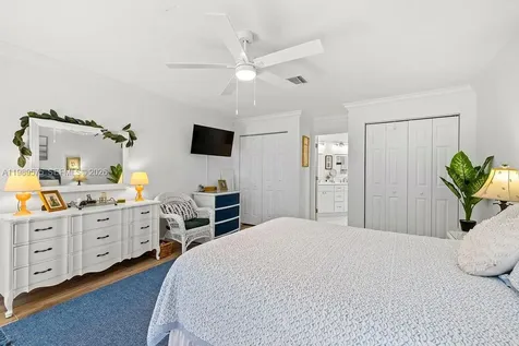 4949 N Highway A1a Fort Pierce FL 34949