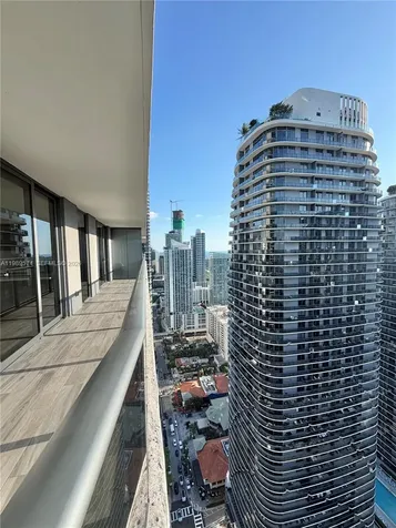 Miami FL 33130
