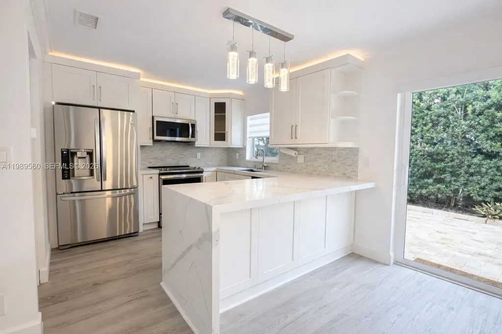 10971 NW 12th Place Plantation FL 33322
