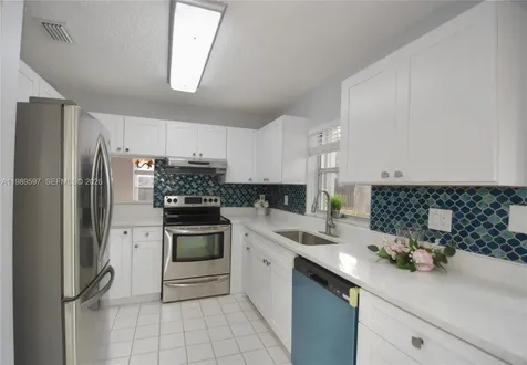4801 Grapevine Way Davie FL 33331