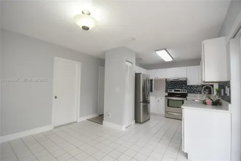 4801 Grapevine Way Davie FL 33331